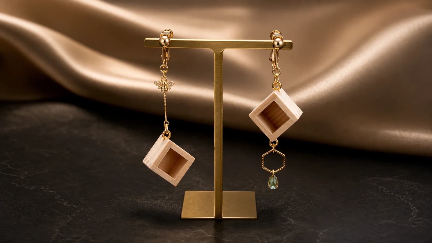KUMIKI — MIZU Drop Earrings