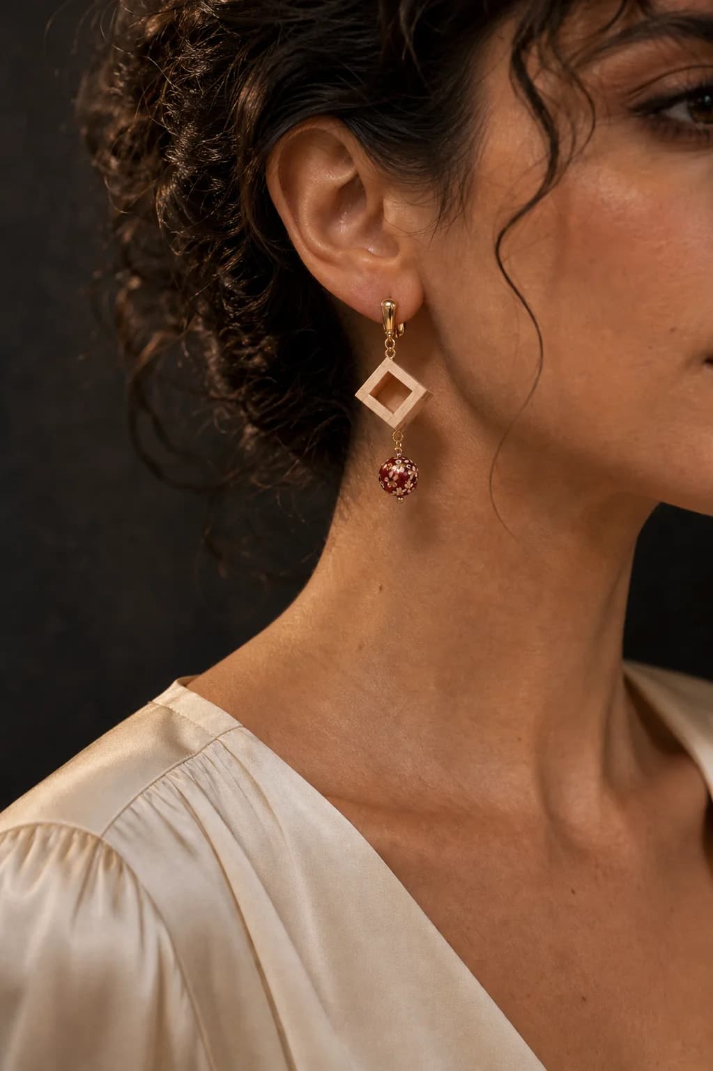 KUMIKI — Red Blossom Earrings